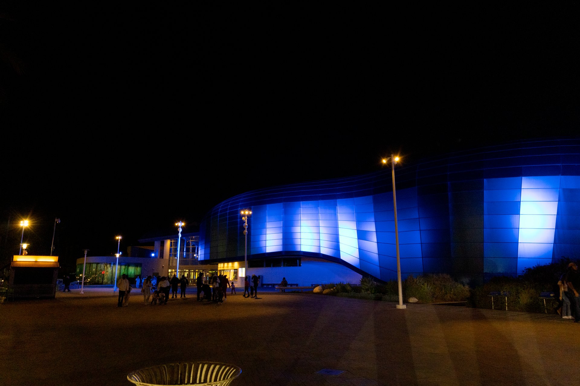 The Aquarium of the Pacific in Long Beach lit up at night